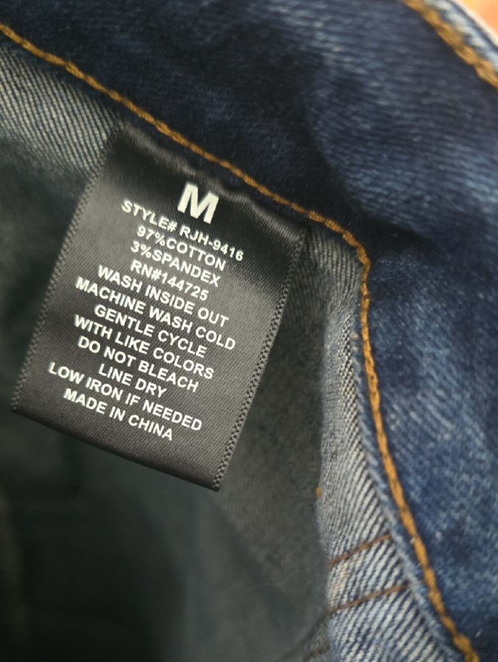 Relaxed Cargo Jeans in Faded Blue Denim - Picture 4 of 5